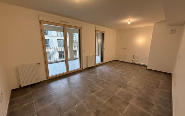 Appartement à vendre    2 pièces •  Rillieux-la-Pape