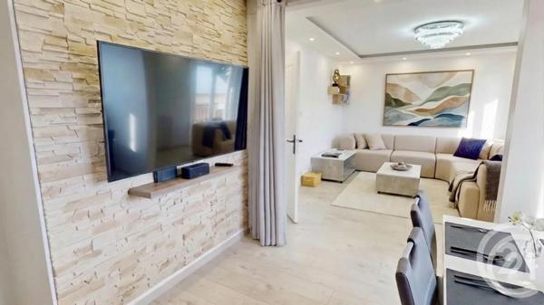 Appartement F3 à vendre  3 pièces - 62,74 m 2   DOUBS  - 25
