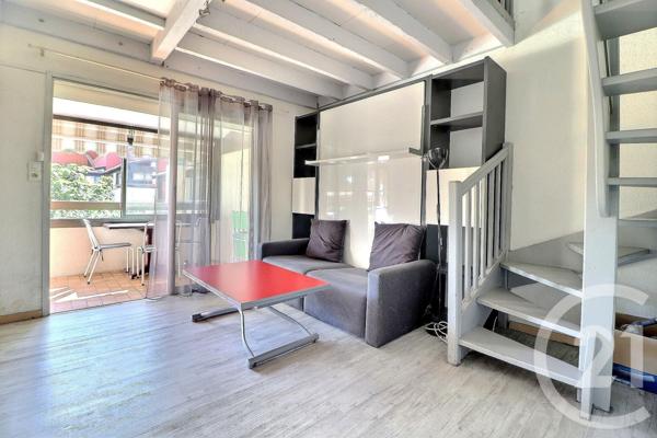 Appartement T3 à vendre  3 pièces - 44 m2 FREJUS - 83