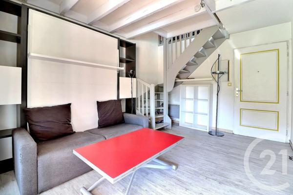 Appartement T3 à vendre  3 pièces - 44 m2 FREJUS - 83