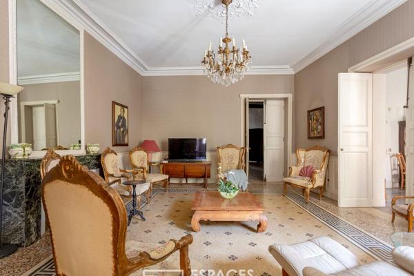 Grande demeure familiale aux portes de la Camargue