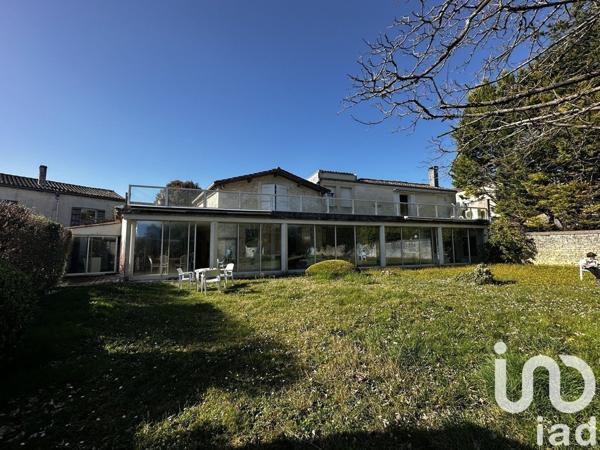 Maison à vendre 8 pièces 294 m² Jonzac