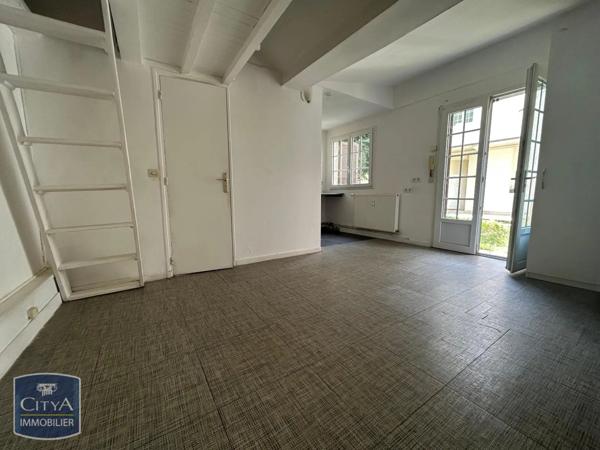 Appartement à louer 1 pièce 22.18m²