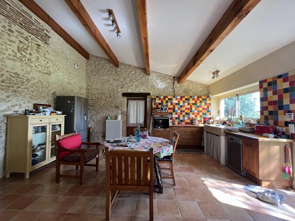 Mauvezin (32120) Propriété 320m² avec 2 Maisons sur 2Ha8