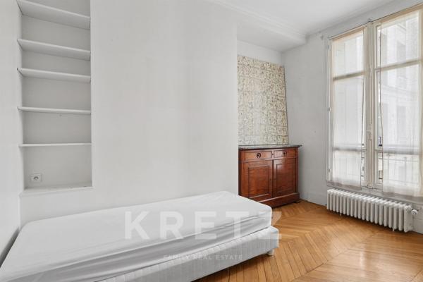 Une adresse iconique de la rive gauche : 170m2 de charme et de volumes