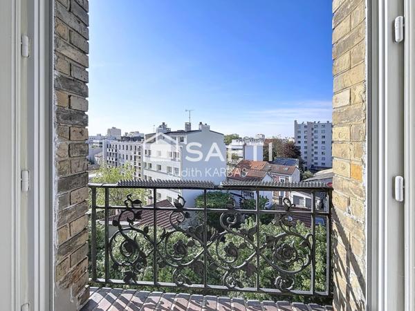 Appartement 5 pièces au pied du métro