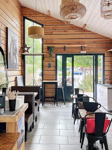 Local commercial 45M2 LACANAU