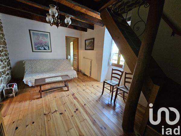 Maison traditionnelle 11 pièces de 380 m² à Préaux (07290)