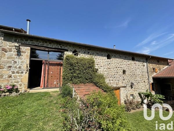 Maison traditionnelle 11 pièces de 380 m² à Préaux (07290)