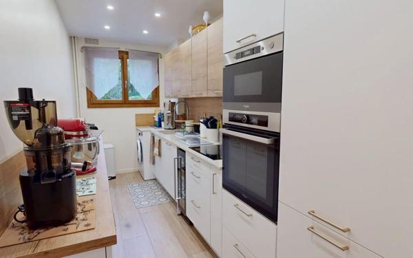 Appartement à vendre    2 pièces • 50,78 m2 Asnières-sur-Seine