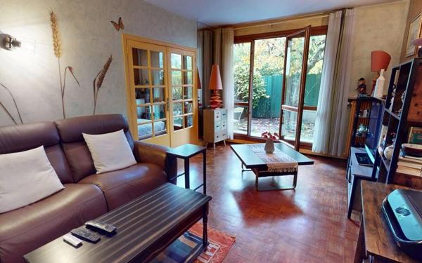 Appartement à vendre    2 pièces • 50,78 m2 Asnières-sur-Seine