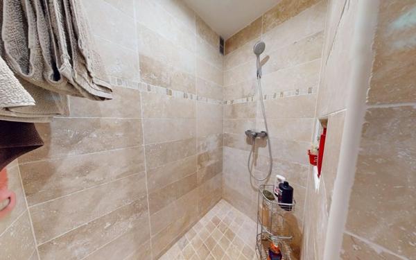 Appartement à vendre    2 pièces • 50,78 m2 Asnières-sur-Seine