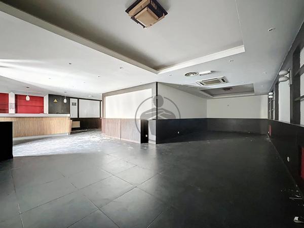 Vente Fonds de commerce 10 pièces 280 m2 à Saint-Quentin