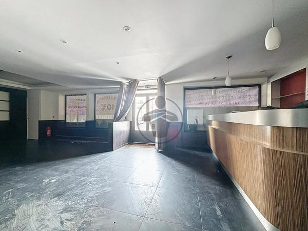 Vente Fonds de commerce 10 pièces 280 m2 à Saint-Quentin