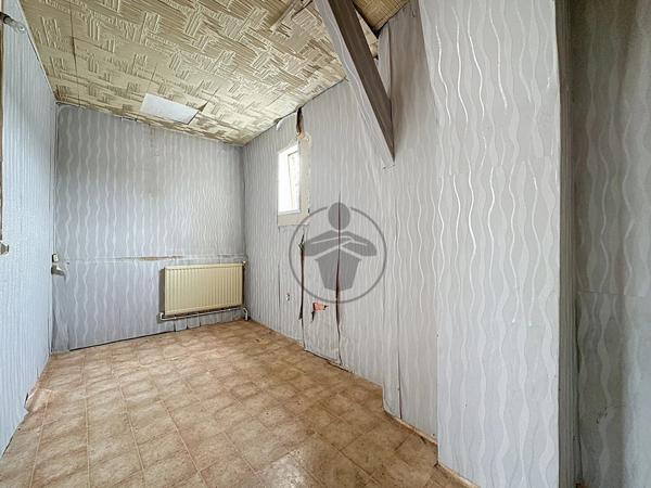 Vente Fonds de commerce 10 pièces 280 m2 à Saint-Quentin