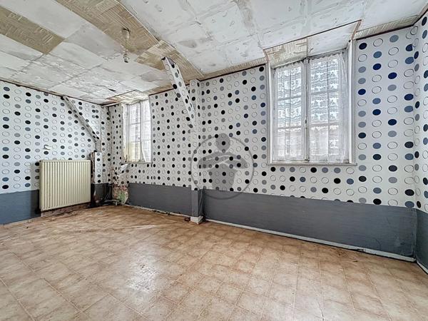 Vente Fonds de commerce 10 pièces 280 m2 à Saint-Quentin