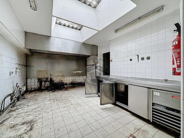 Vente Fonds de commerce 10 pièces 280 m2 à Saint-Quentin