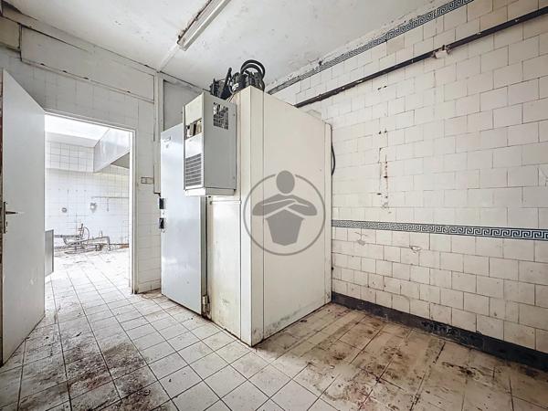 Vente Fonds de commerce 10 pièces 280 m2 à Saint-Quentin