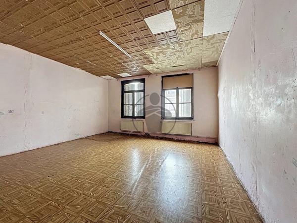 Vente Fonds de commerce 10 pièces 280 m2 à Saint-Quentin