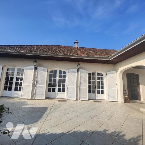 MAISON BOURGEOISE BEYNOST