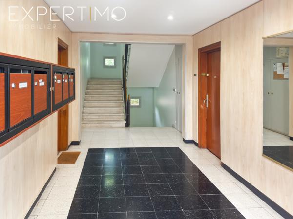 Montmorency (95160) Montmorency proche gare. 5 pièces de 96 M2..