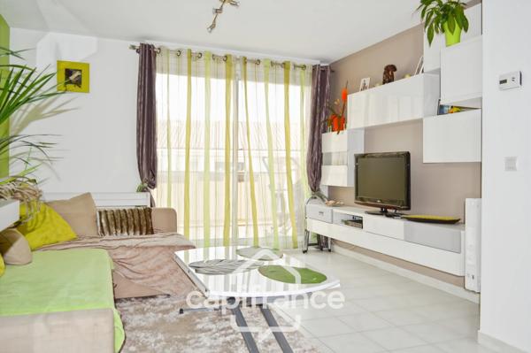 Appartement à vendre 2 pièces HYERES (83) Dernier étage avec terrasse – Résidence Michelangelo