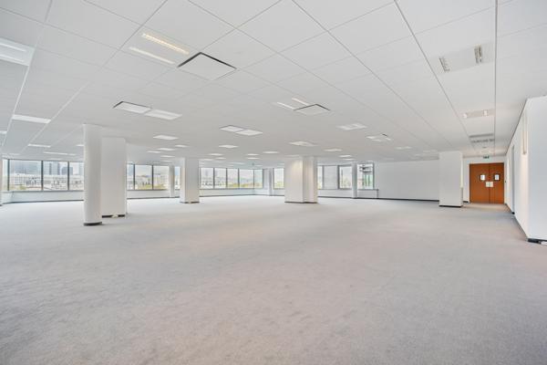 Bureaux à louer à Colombes avec terrasses et nombreux services sur site
