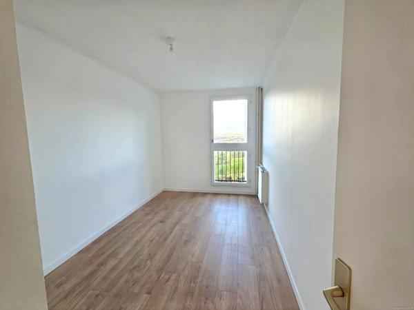 Appartement T5 avec balcon