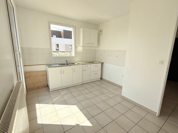 Appartement Herouville Saint Clair 4 pièce(s) 100.94 m2