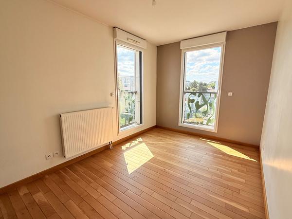 Appartement Herouville Saint Clair 4 pièce(s) 100.94 m2