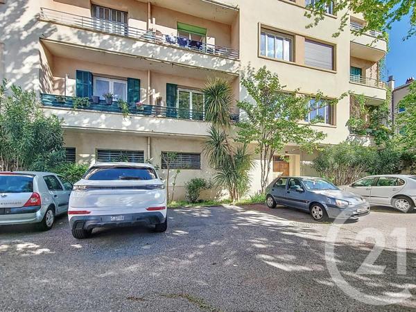 Appartement F3 à vendre  3 pièces - 77,40 m2 AVIGNON - 84