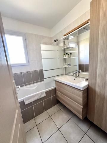 Bel Appartement en Résidence de Haut Standing en Ville au Calme