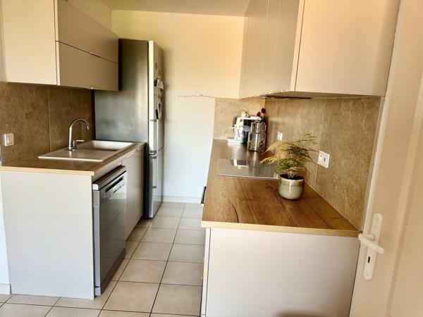 Bel Appartement en Résidence de Haut Standing en Ville au Calme