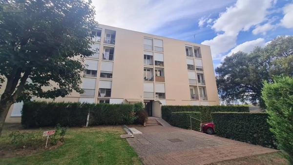Location - Appartement Vendôme 41100 2 pièces 55 m 2 11424 m 2