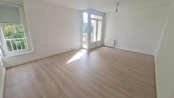 Location - Appartement Vendôme 41100 2 pièces 55 m 2 11424 m 2