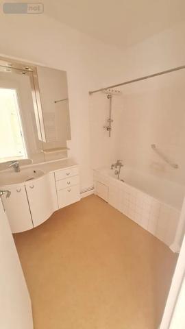 Location - Appartement Vendôme 41100 2 pièces 55 m 2 11424 m 2