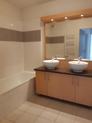 Parking + appartement + parking