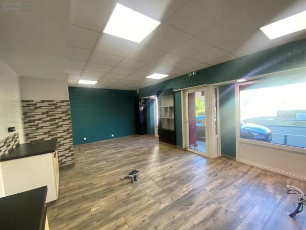 Location - Fonds et/ou murs commerciaux Saint-Méen-le-Grand 35290 100 m 2
