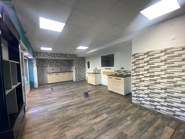 Location - Fonds et/ou murs commerciaux Saint-Méen-le-Grand 35290 100 m 2