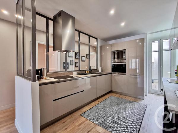 Appartement F3 à vendre  3 pièces - 111,12 m2 NICE - 06