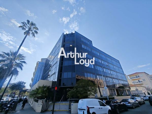 EXCEPTIONNEL A NICE BUREAU A LOUER A PARTIR DE 275M² VUE MER MIXANT OPEN SPACE ET BUREAUX CLOISONNES