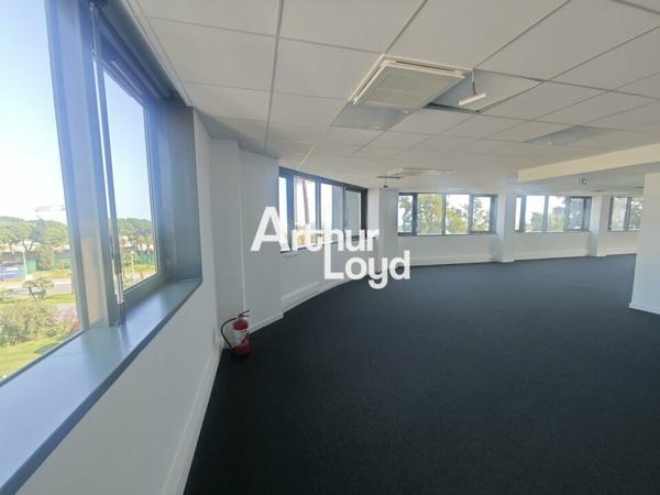 EXCEPTIONNEL A NICE BUREAU A LOUER A PARTIR DE 275M² VUE MER MIXANT OPEN SPACE ET BUREAUX CLOISONNES