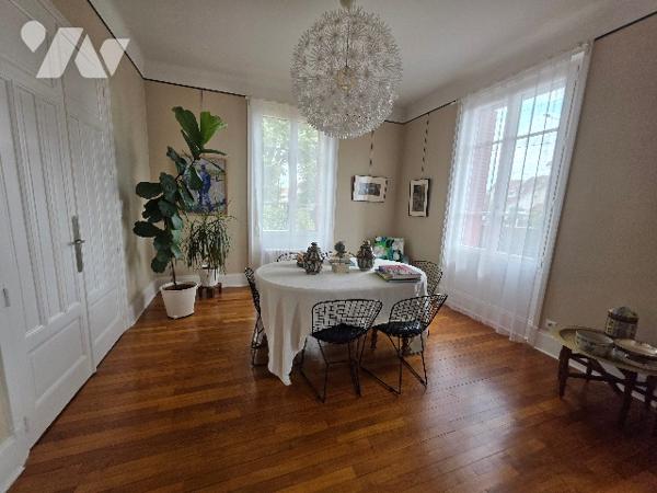Magnifique maison de Maître
Quartier Parc