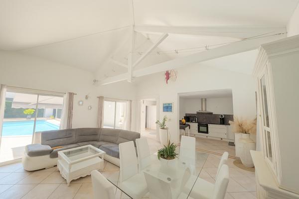 Maison 6 pièces - 145 m² Exclusivité efficity