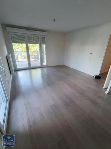 Appartement à louer 2 pièces 48.7m² Bègles (33130)