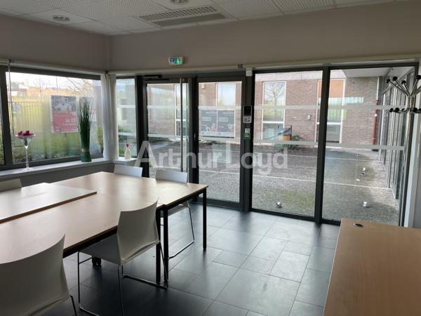 Bureaux à vendre ou à louer à CAUDRY- Cambrai
