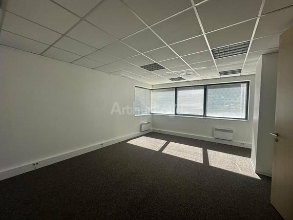 BUREAUX à LOUER de 286 m²