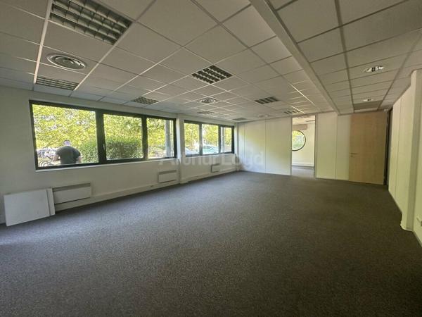 BUREAUX à LOUER de 286 m²