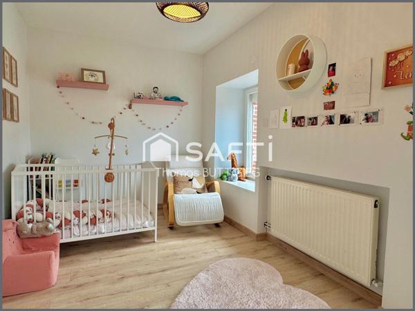 Belle maison familiale sans travaux, jardin et pergola.