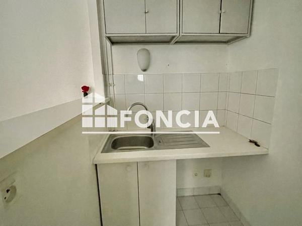 Location Studio 31.68 m² - 6 RUE SAINTE BEUVE Paris 75006